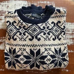 Men’s Vintage L.L. Bean Cozy Chunky Snowflake Sweater Size Large